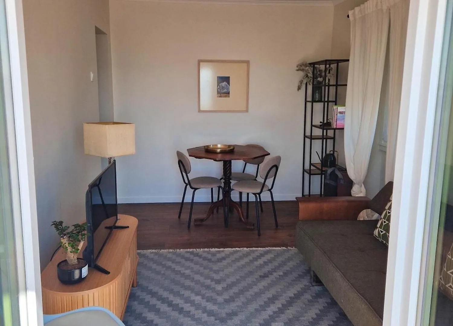 Riverfront 2 Bedrooms With Balcony Cruz Quebrada 0*,  Portugal
