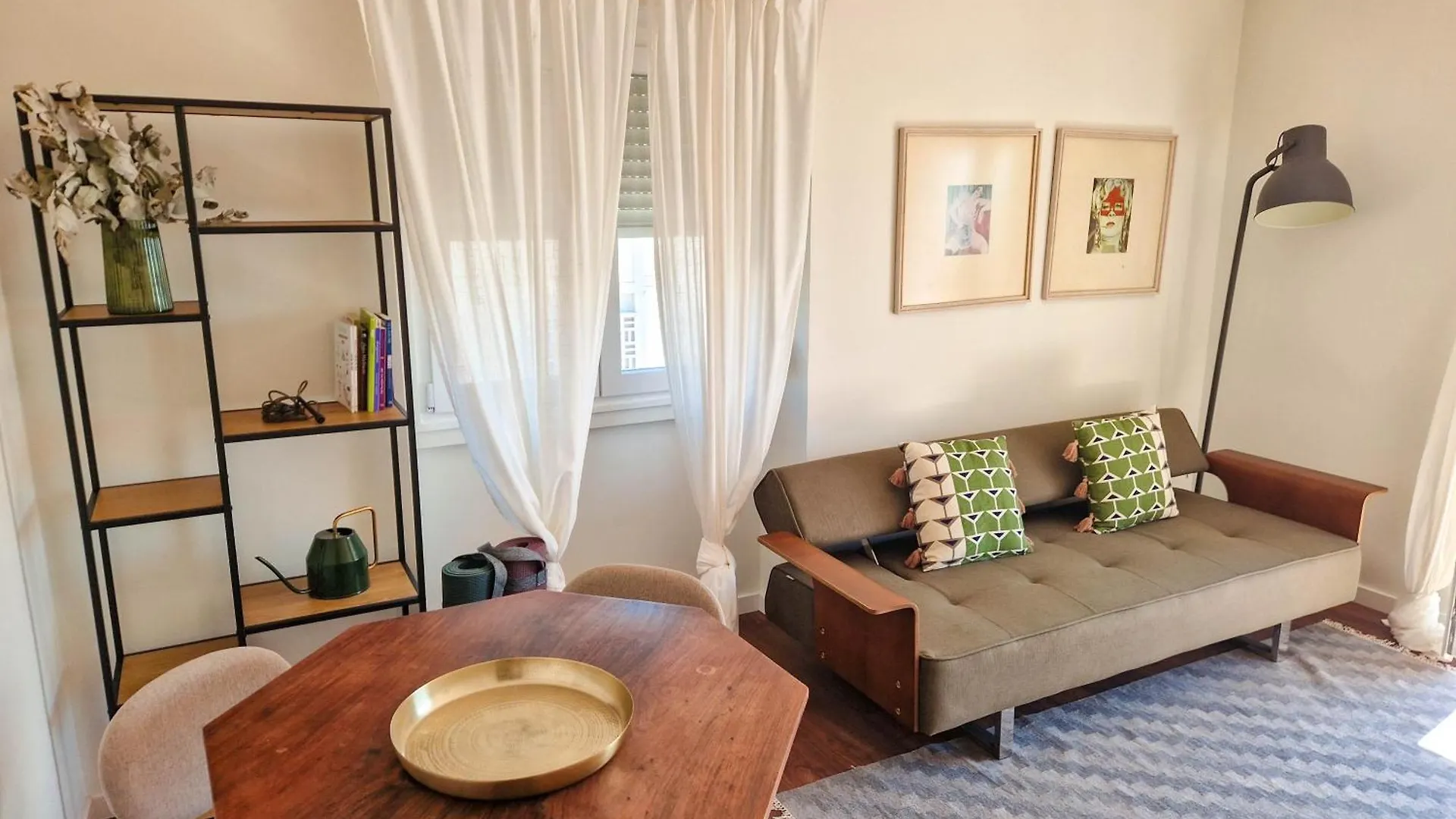 Riverfront 2 Bedrooms With Balcony Cruz Quebrada Apartment