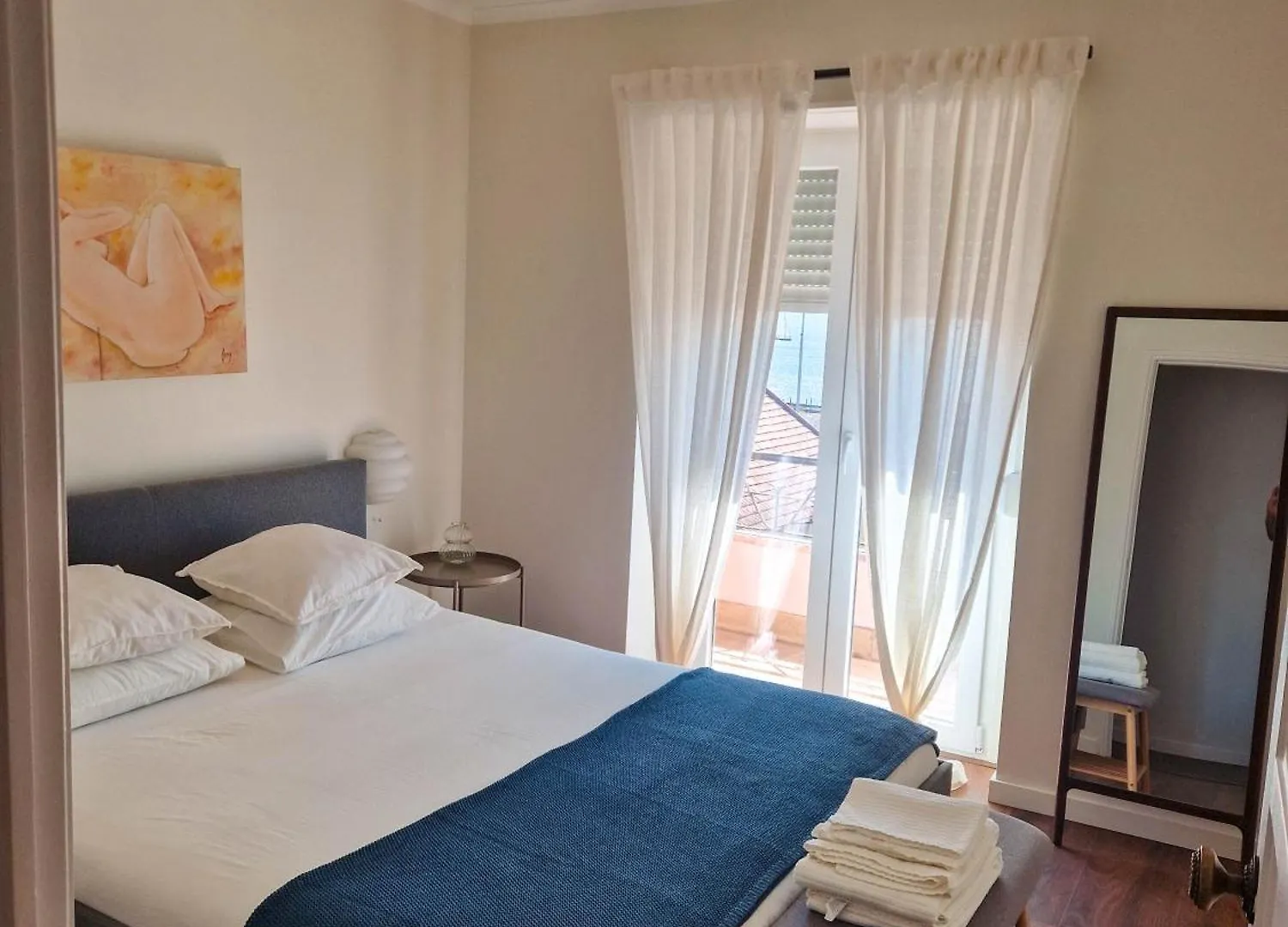 Riverfront 2 Bedrooms With Balcony Cruz Quebrada Apartment